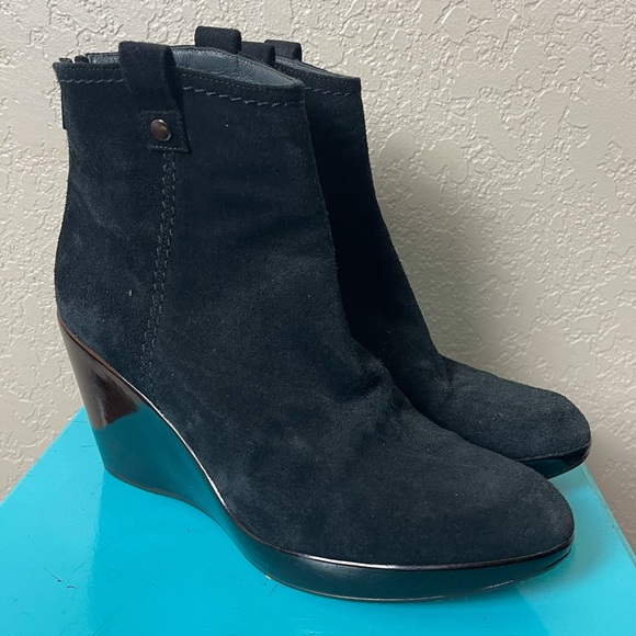 Stuart Weitzman black suede almond toe wedge